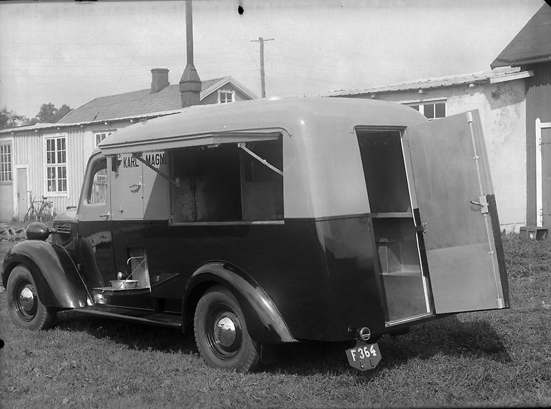 Charkuteribil på 40-talet.